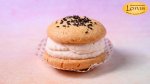 Macaron (μακαρόν) black forest